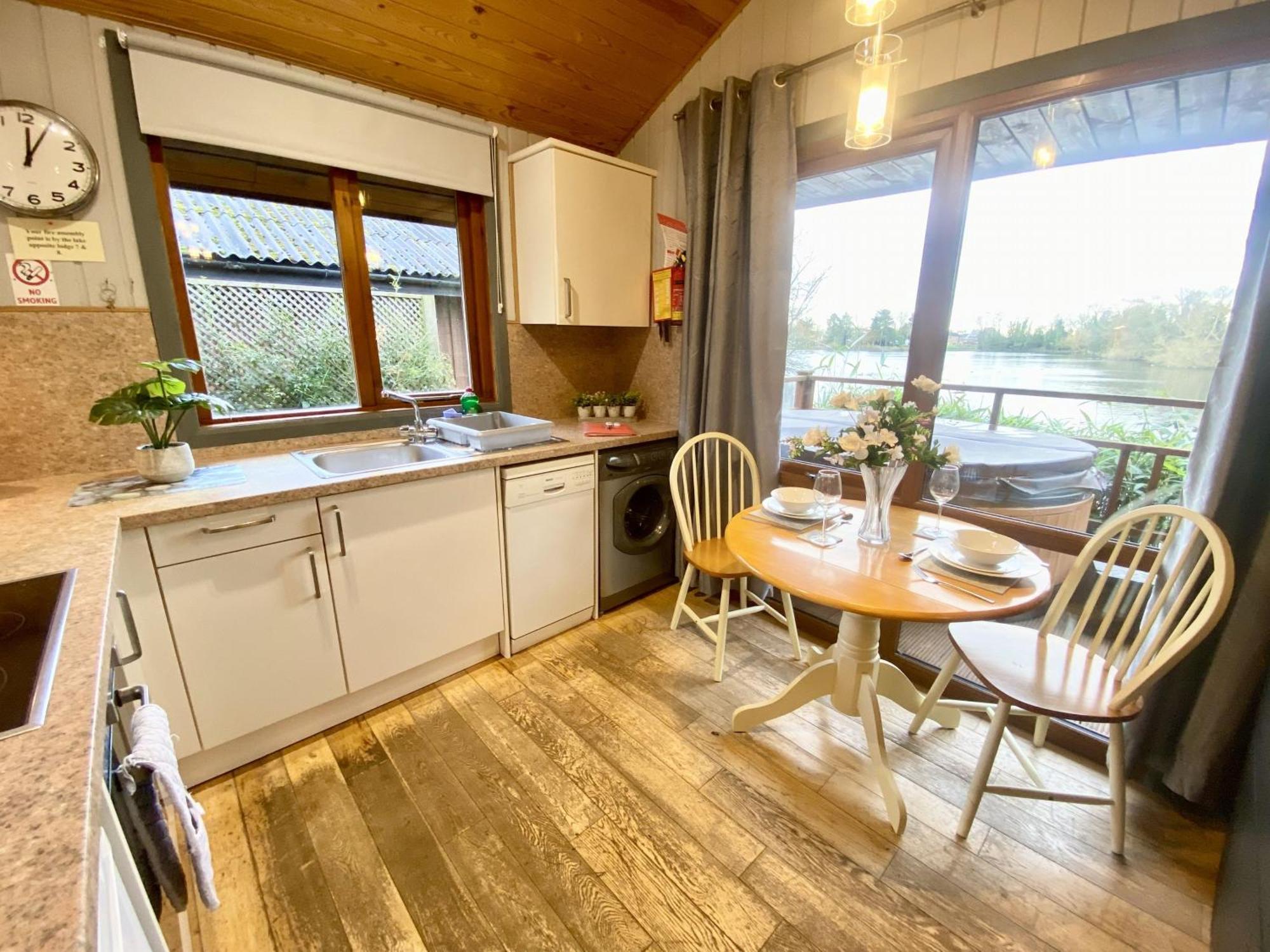 Holly Lodge 14 Hot Tub York Dış mekan fotoğraf